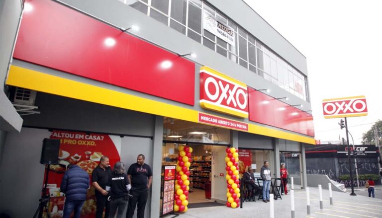 Alianza entre OXXO y Botmaker intensifica campañas interactivasa través de IA